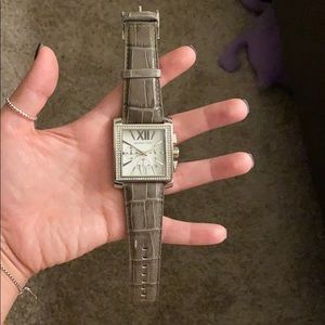 Michael Kors MK5674 grey leather band watch